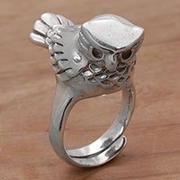 Sterlingsilber-Cocktailring, „Perched Owl“ – Kunsthandwerklich gefertigter Eulen-Cocktailring aus Sterlingsilber aus Bali