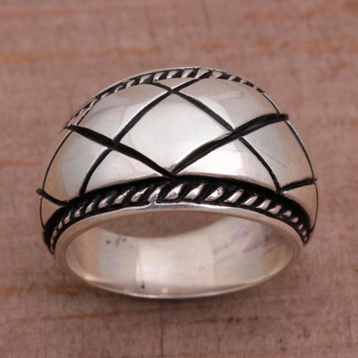 Sterling silver band ring, 'Queen Weave' - Artisan Crafted Sterling Silver Women's Band Ring from Bali