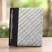 Natural fiber journal, 'Weaver Wonder' - Pandan Leaf Woven Journal with 100 Rice Straw Pages