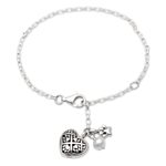 Cultured pearl charm bracelet, 'Heart Full of Paws' - Cultured Pearl Paw Print Charm Bracelet from Bali