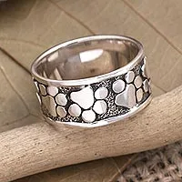 Anillo de banda de plata de ley, 'Puppy Paws' - Anillo de banda con motivo de estampado de pata de plata de ley de Bali