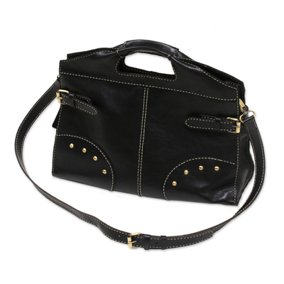 Lederhandtasche, 'Night Queen - Handtasche aus schwarzem Leder mit Riemen und Messing-Akzenten aus Bali
