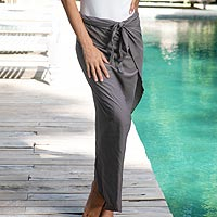 Rayon sarong, 'Tropical Breeze in Pewter'