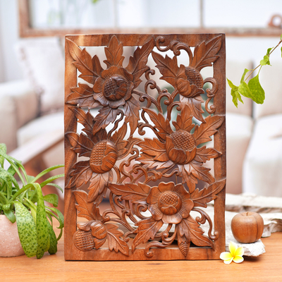 Panel en relieve de madera - Panel en relieve de madera tallado a mano con flores intrincadas de Bali