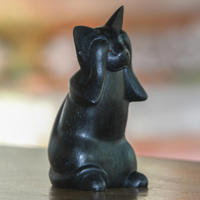 Escultura de madera - Escultura de gato de madera de suar negra tallada a mano de Bali