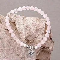 Pulsera con cuentas de cuarzo rosa, 'Sentimental Charm' - Pulsera con dije de corazón de plata de cuarzo rosa 925 de Bali