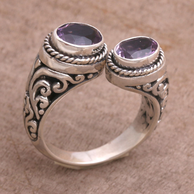 anillo cruzado de amatista - Gema morada de amatista en anillo envolvente de plata de ley 925