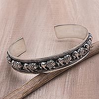 Brazalete de plata esterlina - Brazalete con motivo de león en plata de ley de Bali