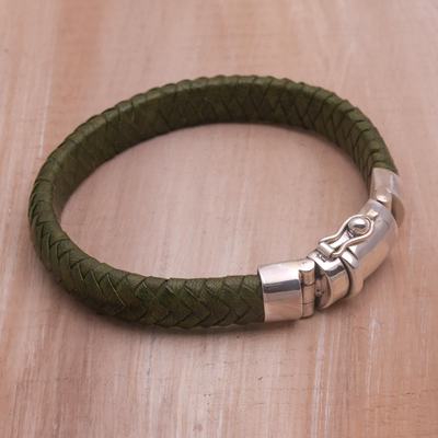 Leather wristband bracelet, 'Shrine Weave in Green' - Green Leather Braided Wristband Bracelet from Bali