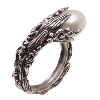 Cultured pearl cocktail ring, 'Moonlight Stalk' - Cultured Pearl and Sterling Silver Cocktail Ring from Bali