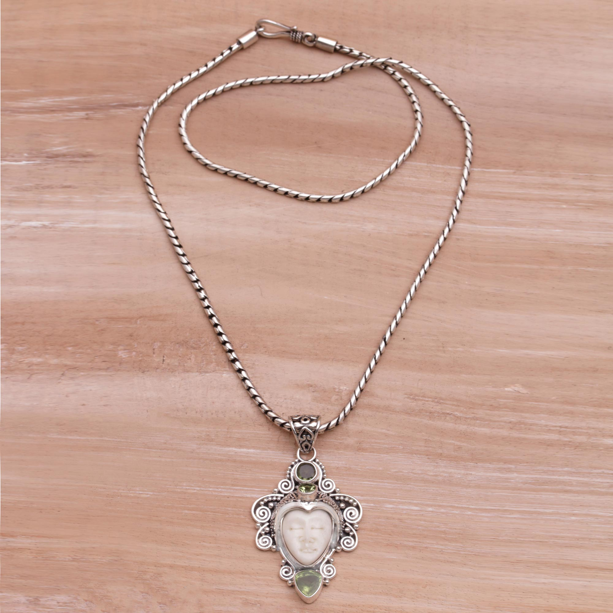 925 STERLING SILVER FROG PENDANT NECKLACE W/ 7 CT PERIDOT & ACCENTS/18''CHAIN