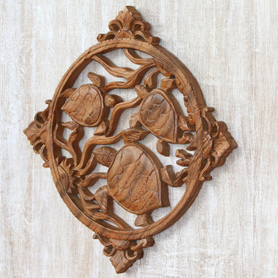 Panel en relieve de madera - Panel en relieve con temática de tortuga de madera de suar tallada a mano de Bali