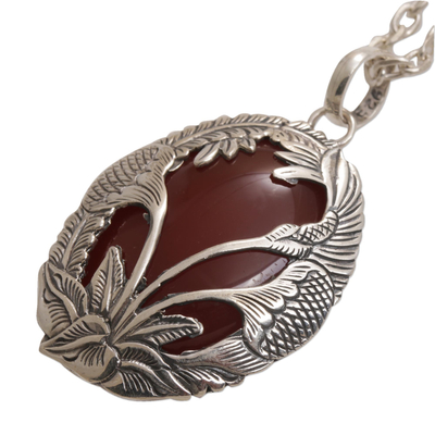 Halskette mit Karneol-Anhänger, 'Abendblumen' - Karneol und 925 Silber Floral Anhänger Halskette aus Bali