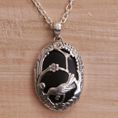 Onyx pendant necklace, Avian Curiosity
