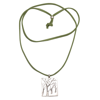 Sterlingsilber-Anhänger-Halskette, 'Forest Vision' - Handgemachte Sterling Silber Halskette mit Bäumen aus Bali