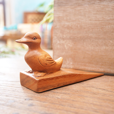 Wood doorstop, Helpful Duck in Brown
