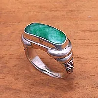 Anillo de cuarzo para hombre, 'Ancient Wisdom' - Anillo de cuarzo verde para hombre de Indonesia