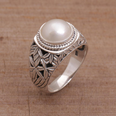 White Mother of Pearl Stone and Zircon Stone Ornate Silver Mens Ring »  Anitolia