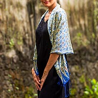 Pañuelo de seda batik, 'Truntum World in Chartreuse' - Pañuelo de seda batik con motivos florales en Chartreuse de Bali