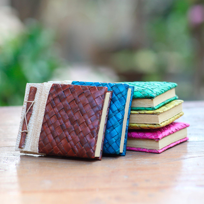 Natural fiber journals, 'Rainbow Weaver' (set of 5) - Set of 5 Colorful Hand-Woven Pandan Leaf Journals from Bali