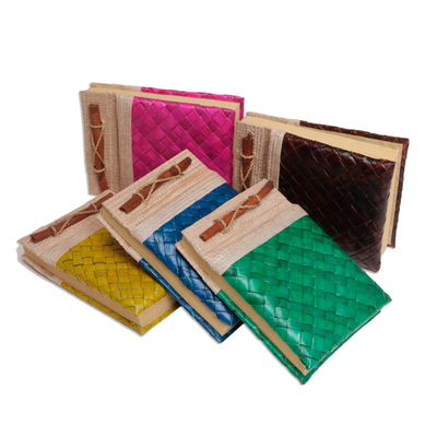Diarios de fibra natural, 'Rainbow Weaver' (juego de 5) - Juego de 5 coloridos diarios de hojas de pandan tejidos a mano de Bali