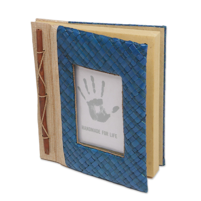 Tagebuch aus Naturfasern - Handgewebtes Pandan-Blatt-Tagebuch mit Fotoeinband in Blau