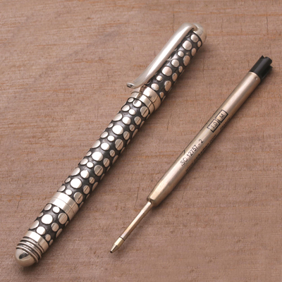 Füllfederhalter aus Sterlingsilber, 'Writer's Thoughts' (Gedanken des Schriftstellers) - Handgefertigter Kugelschreiber aus Sterlingsilber mit Luftblase aus Bali