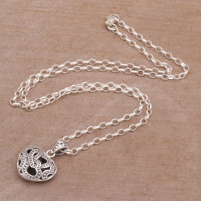 Halskette mit Anhänger aus Sterlingsilber - Durchbrochene Herzkette aus Sterlingsilber aus Bali