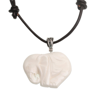 collar con colgante de hueso - Collar con colgante de hueso ajustable en forma de elefante de Bali