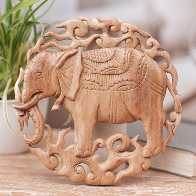 Reliefplatte aus Holz - Wandreliefpaneel aus Holz mit Elefantenmotiv