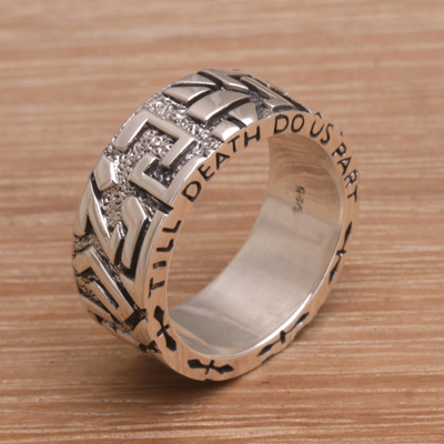Men's band ring, 'Everlasting Romance' - Men's Sterling Silver Wedding Band Ring from Bali