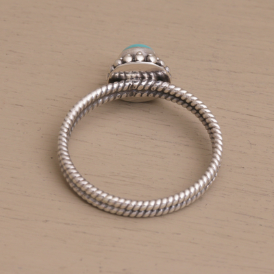 Ring aus Sterlingsilber mit einem Stein - Ring aus zusammengesetztem Türkis und Sterlingsilber mit einem einzelnen Stein
