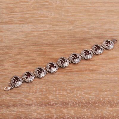 Carnelian link bracelet, 'Floral Plains' - Link Bracelet with Sterling Silver and Carnelian Gems