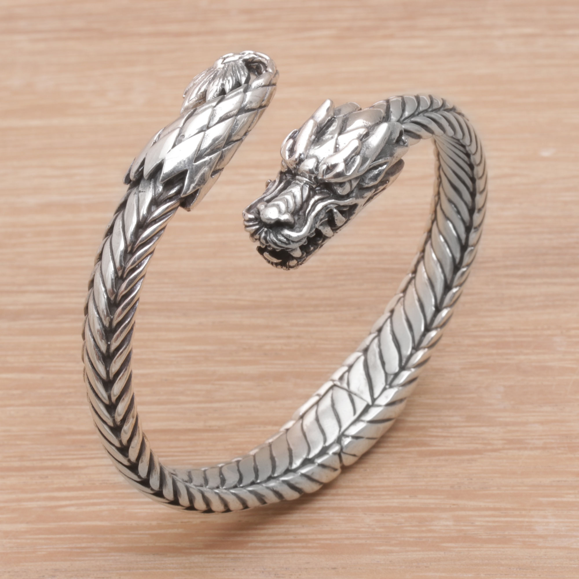 Discover 79+ dragon cuff bracelet best - in.duhocakina