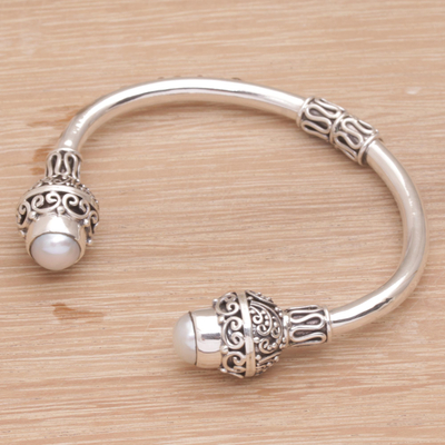 Brazalete de perlas cultivadas - Brazalete de plata esterlina adornado con perlas cultivadas