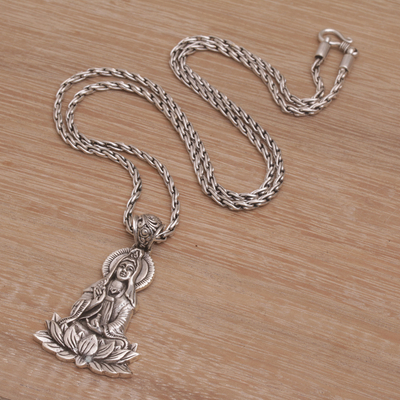 Collar colgante de plata esterlina - Collar con colgante de plata de ley de la diosa Kwan Im