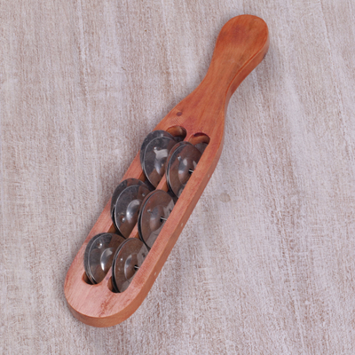 pandereta de madera de teca - Pandereta artesanal de acero inoxidable y madera de teca hecha a mano.