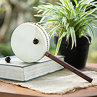 tambor de madera - Tambor indonesio hecho a mano con mango de madera