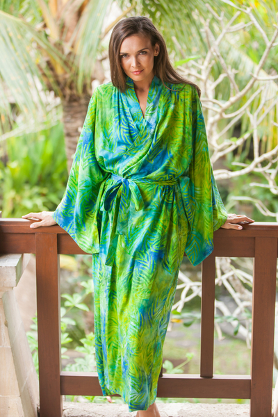Robe aus Rayon-Batik - Blauer und grüner Rayon-Batik-Blattgarten-Langarmmantel