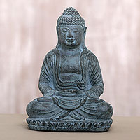 Escultura de piedra fundida, 'Meditación serena' - Escultura de piedra fundida de Buda meditando artesanalmente hecha a mano