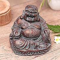 Escultura de piedra fundida, 'Buda alegre' - Escultura de piedra fundida de Buda sonriente hecha a mano artesanalmente