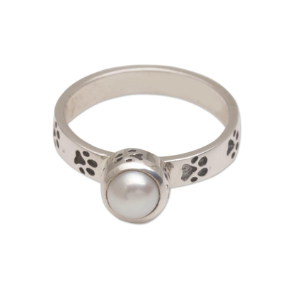 Cultured pearl cocktail ring, 'Walking the Dog' - Handmade 925 Sterling Silver Cultured Pearl Cocktail Ring