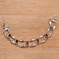 Garnet link bracelet, 'Indah Enam'