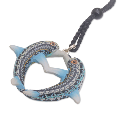 Collar con colgante de arcilla polimérica - Collar con colgante de delfín de arcilla polimérica hecho a mano indonesia