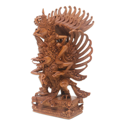 Holzskulptur, 'Garuda und Vishnu'. - Hindu-Suar-Holzskulptur von Vishnu aus Bali