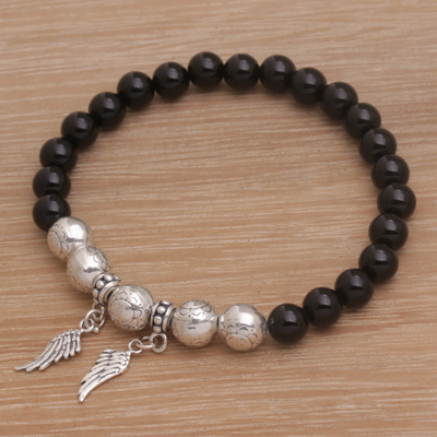 Onyx-Perlen-Stretch-Armband - Onyx-Perlen-Stretch-Armband mit Flügeln aus Sterlingsilber