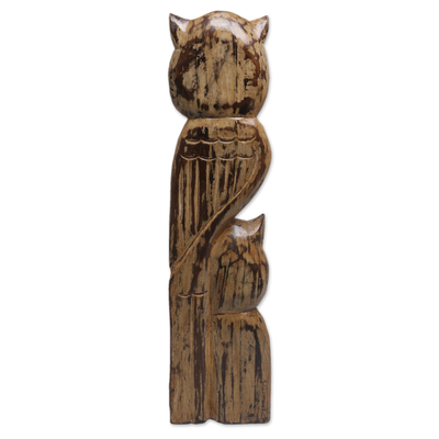 Escultura de madera - Estatuilla de tótem de búho de madera de Albesia tallada a mano de Bali