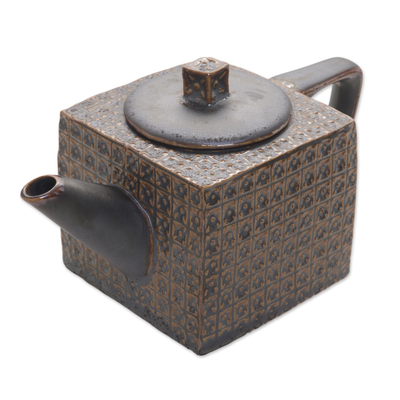 Keramik-Teeservice, 'Kawung Wedang Brown' (Set für 2) - Quadratisches strukturiertes braunes Teeservice aus Keramik aus Java (Set für 2)
