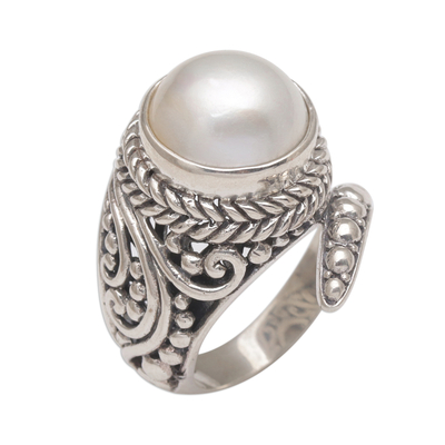 Cultured pearl cocktail ring, 'Coiled Asp' - Handmade 925 Sterling Silver Cultured Pearl Snake Ring