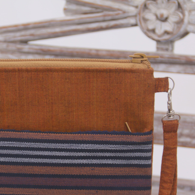 Clutch-Armband aus Baumwolle - braun gestreift Clutch aus 100 % Baumwolle mit Außentaschen-Armband